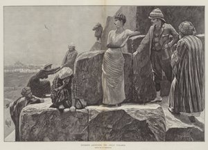السياح يصعدون الهرم الأكبر